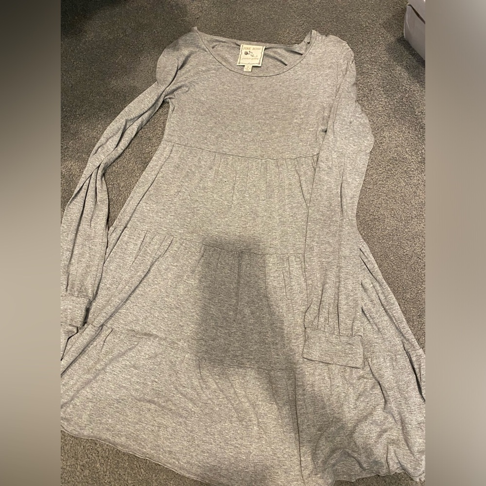 Woman’s solid grey size medium beautiful 3 tiered layered dress premium quality